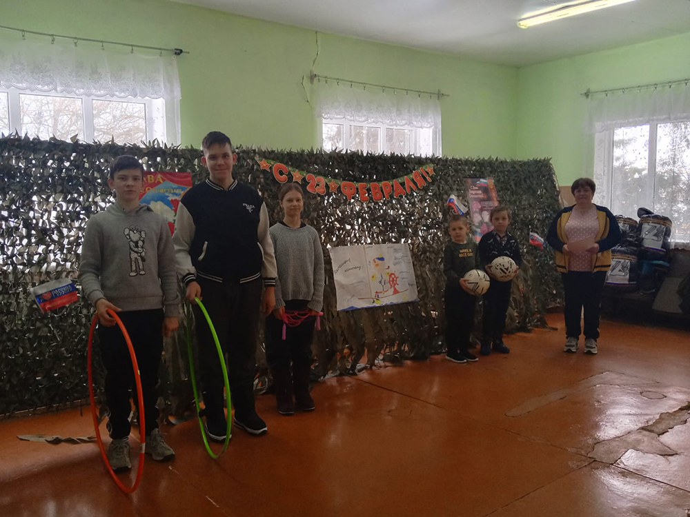 Гордись, Отчизна, славными сынами!.