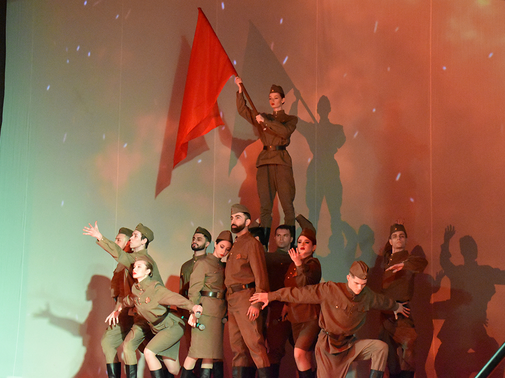 Неугасима память поколений.