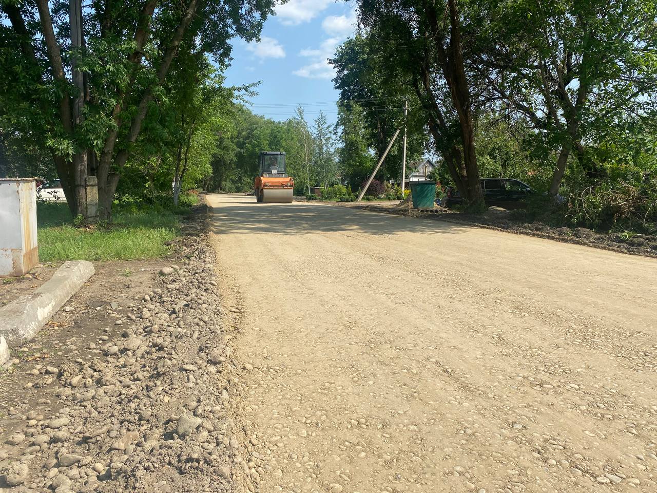 В городе Новоалександровске начаты работы по ремонту участка автомобильной дороги по улице Южная, протяженностью 1,98 км.