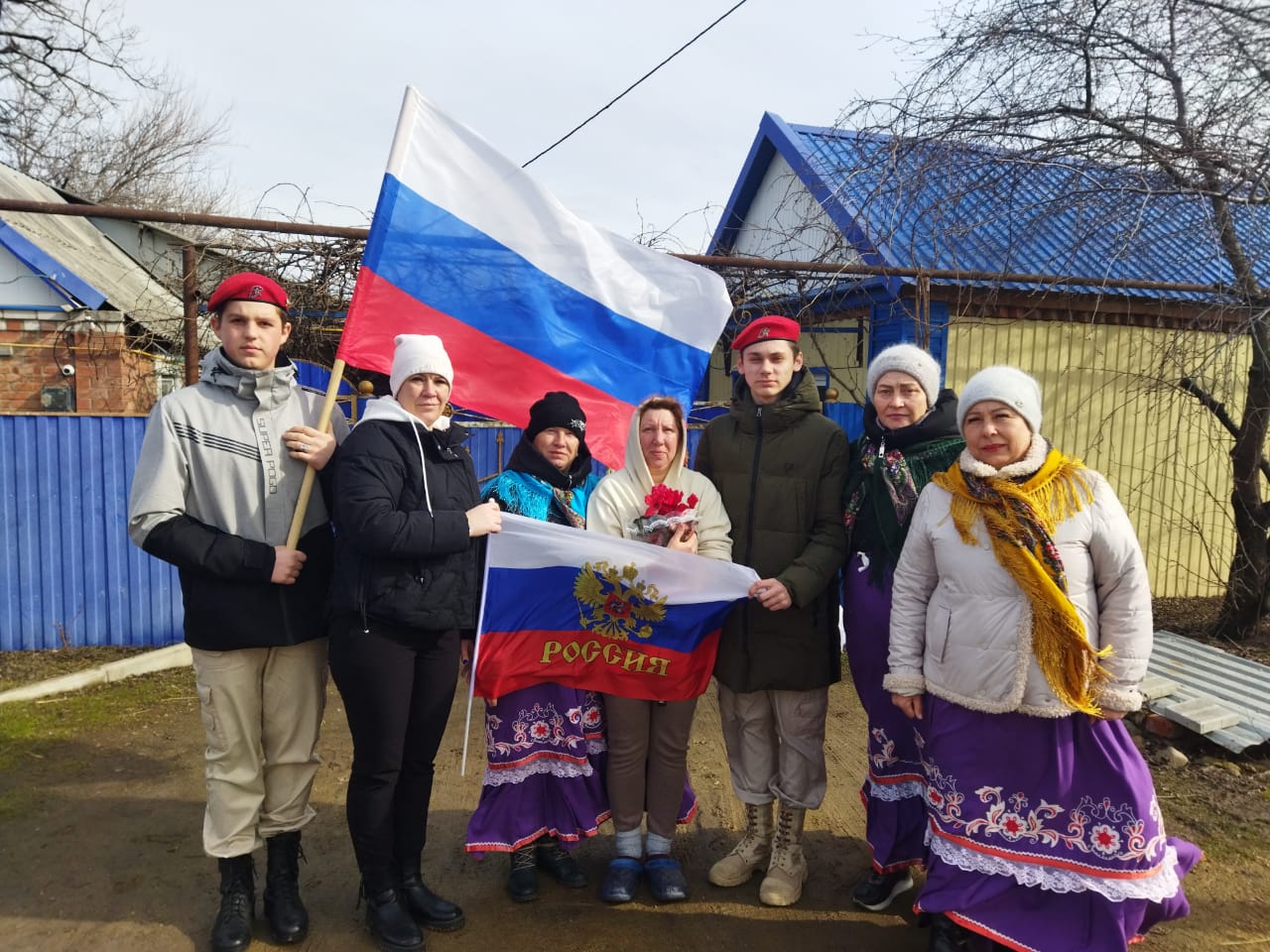 Женщины округа принимаю поздравления с наступающим праздником!.