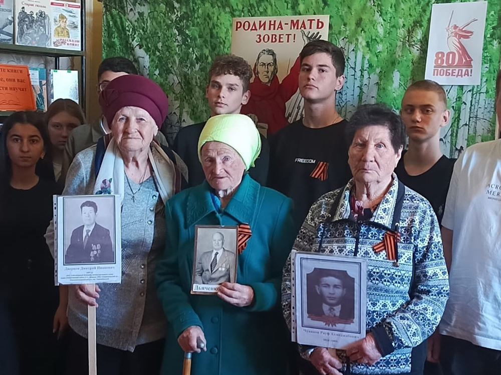 Я родом не из детства – из войны….
