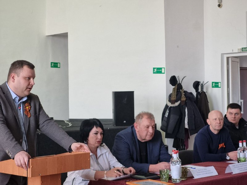 Встреча с населением в поселке Горьковский.