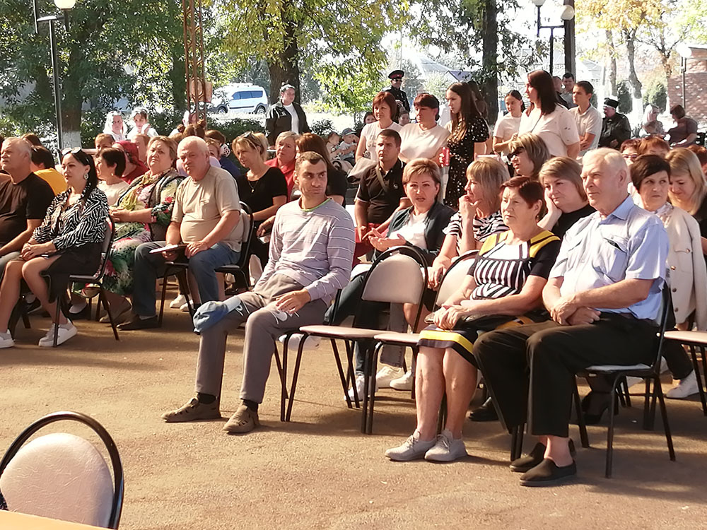 Кармалиновской с любовью.