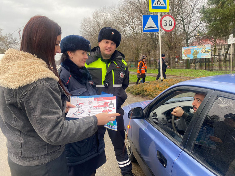 Безопасность детей на зимних дорогах. Безопасность детей на зимних дорогах.