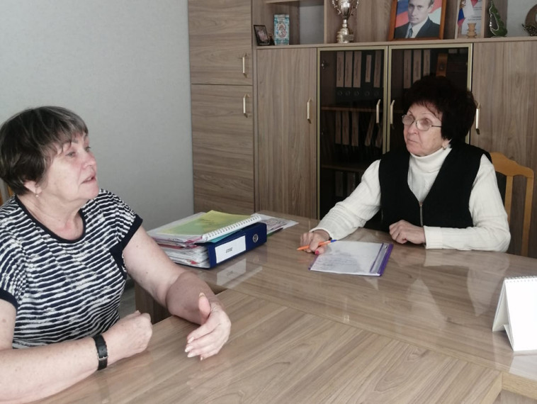 Депутат Совета депутатов Новоалександровского муниципального округа провела прием граждан по вопросам старшего поколения. Депутат Совета депутатов Новоалександровского муниципального округа провела прием граждан по вопросам старшего поколения.