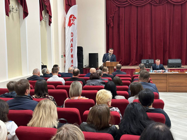 Встреча с населением города Новоалександровска. Встреча с населением города Новоалександровска.