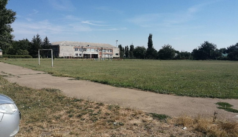 Ремонт стадиона по переулку Юбилейный в поселке Краснозоринский Новоалександровского городского округа Ставропольского края. Ремонт стадиона по переулку Юбилейный в поселке Краснозоринский Новоалександровского городского округа Ставропольского края.