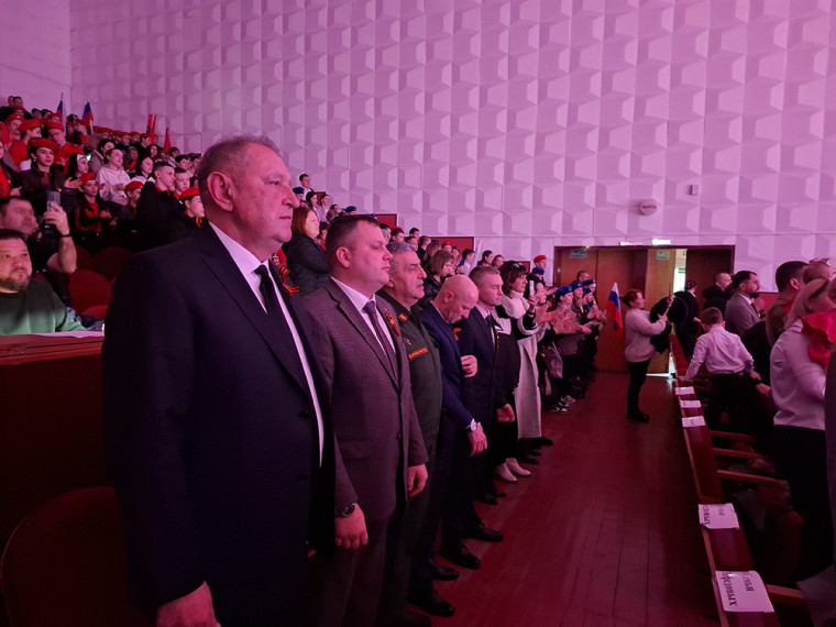 Открытие Года Защитника Отечества и празднование 82-й годовщины освобождения Новоалександровского района от немецко-фашистских войск. Открытие Года Защитника Отечества и празднование 82-й годовщины освобождения Новоалександровского района от немецко-фашистских войск.