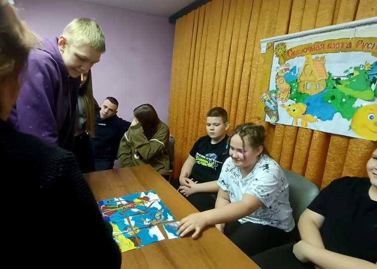 Сказок, любимых творец. Сказок, любимых творец.